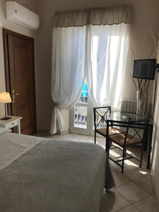 Hotel Paola 阿尔托帕肖 外观 照片